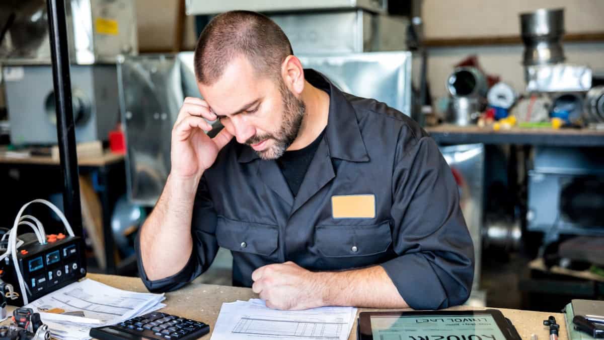 Colorado Springs business owner struggling with lead generation and online visibility, WordPress lead generation funnels